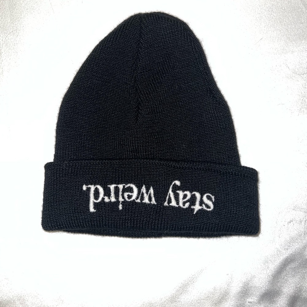 Brandy Melville beanie hat